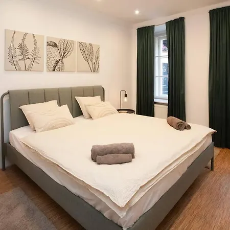 Emerald Apartment Znojmo Exterior photo