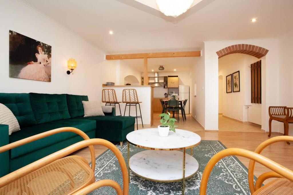 Apartment Emerald *